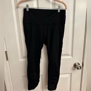 Legging with Chris-cross cut out over calves